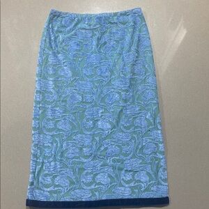 Elegant Blue and Green Patterned Skirt